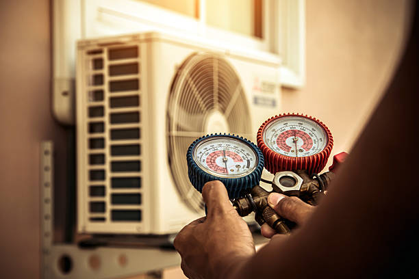 Professional Hvac Maintenance technician working in Lake City, GA